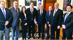 Más de 600 mil firmas en un día