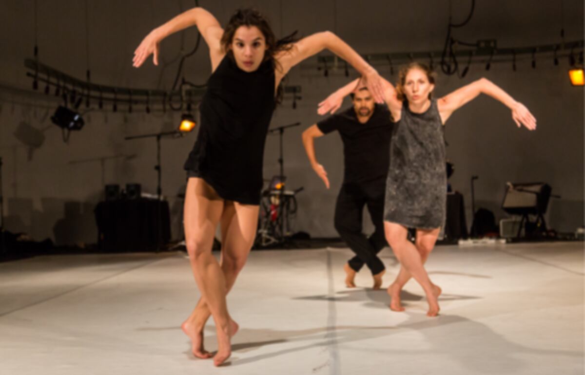 Ejecución de la coreografía 'El umbral'.