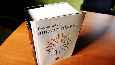 El español tiende a ser un lenguaje más positivo, según estudio