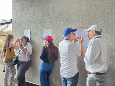Brian Nichols: A los venezolanos se les debe permitir votar de manera segura