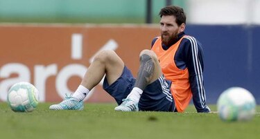 Messi practica en Argentina para choques con Uruguay y Venezuela