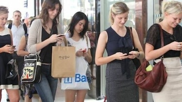 España: empieza inédito rastreo masivo de teléfonos celulares