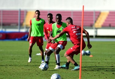 Selección panameña tiene su primer entrenamiento