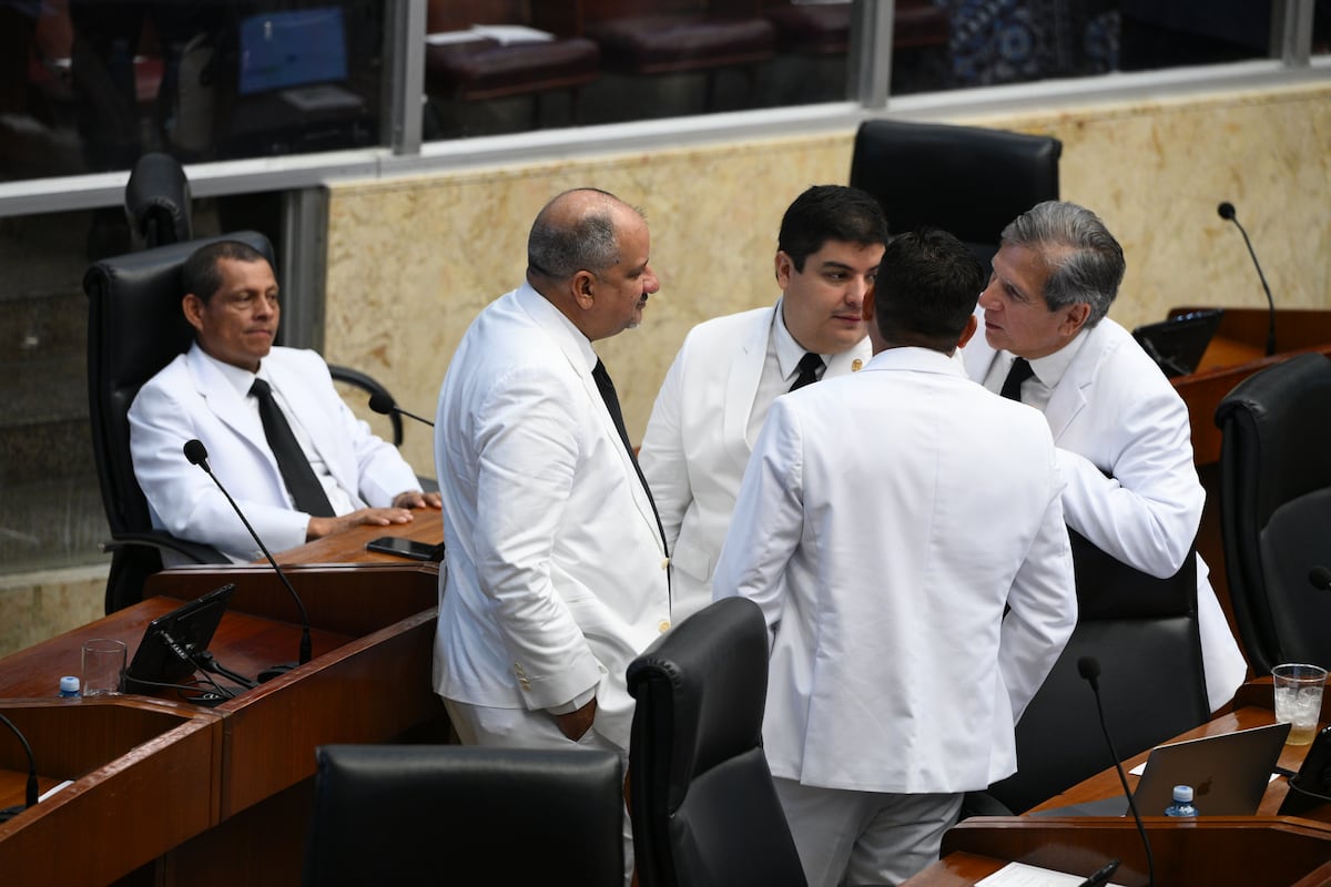 La estrategia del Partido Panameñista: la abstención para 'estar bien con Dios y con el diablo'