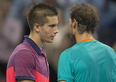 El joven Coric sorprende y elimina a Nadal en Basilea
