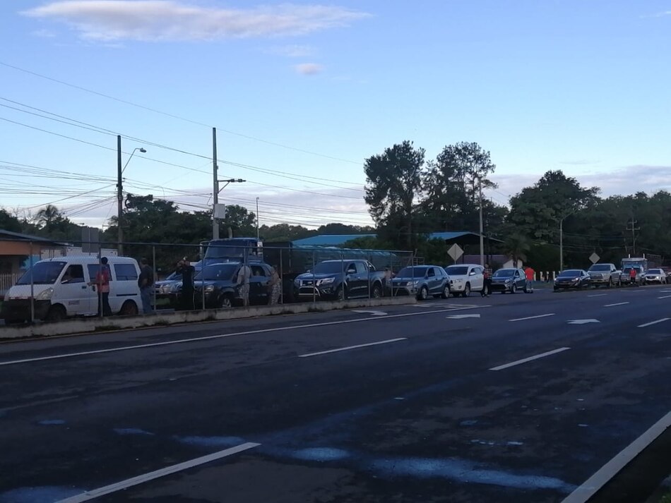 Transportistas protestan en Chiriquí, Los Santos y Divisa; demandan acciones frente al costo del combustible