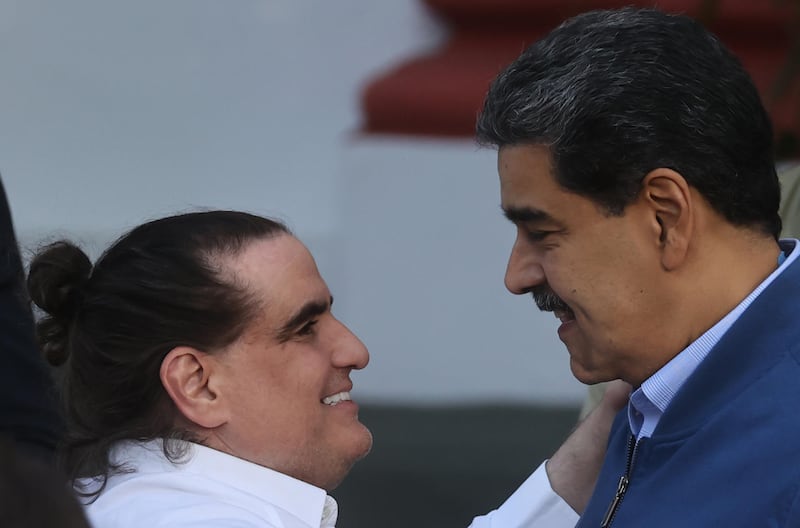 Capturan en Venezuela al testaferro de Nicolás Maduro, el empresario colombiano Alex Saab 