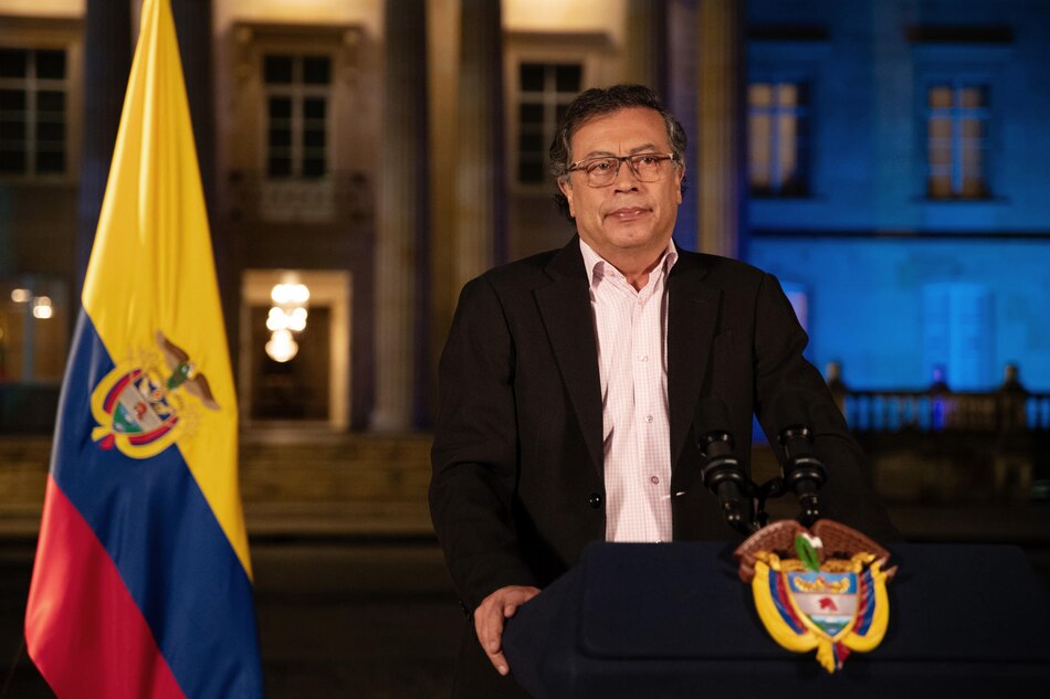 Gustavo Petro dice que la investigación del Consejo Nacional Electoral rompe el fuero presidencial