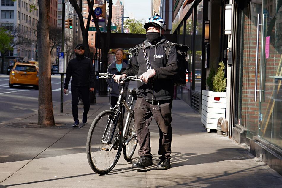 Más de 10,000 muertos por coronavirus en Nueva York, pero ‘lo peor ya pasó’