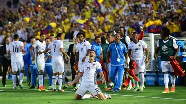 Colombia vence 2-1 a Paraguay y avanza a cuartos de final