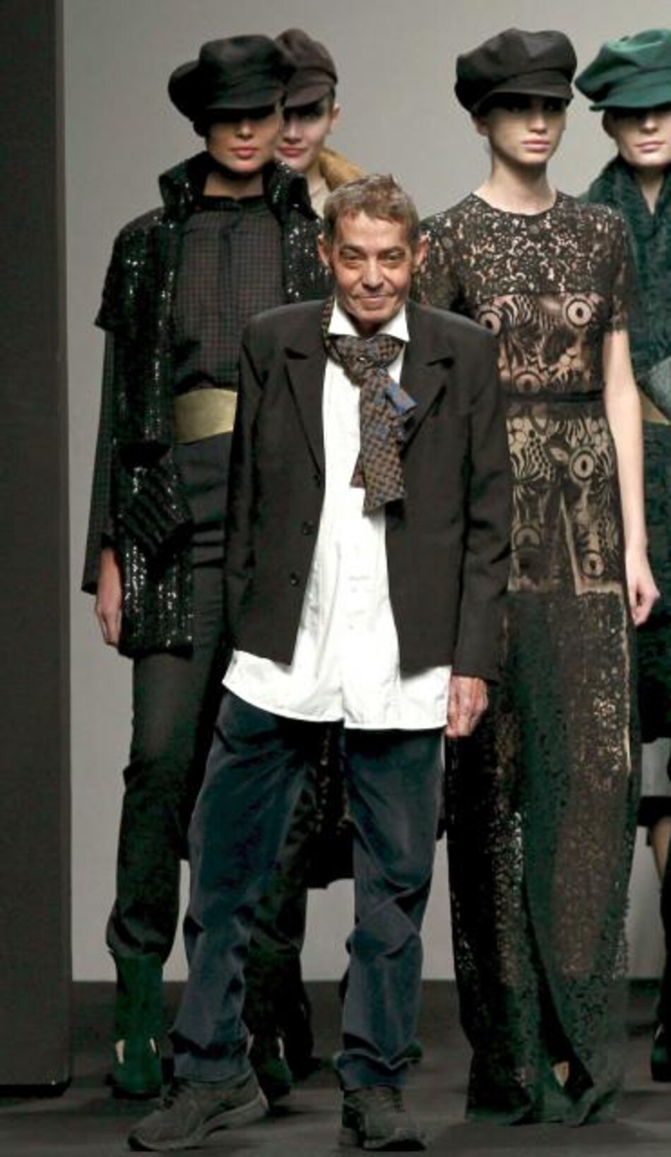 Muere el diseñador español Jesús del Pozo