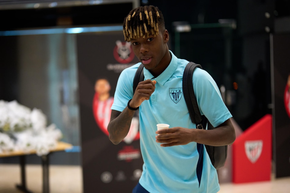 El Barcelona defiende el trono ante el irregular Athletic Club