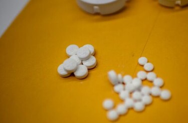 Farmacéuticas pactan antes de juicio en EU