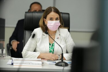 Ministra de educación dice que el 12 de abril podría iniciar el ‘retorno gradual’ de las clases semipresenciales en Panamá