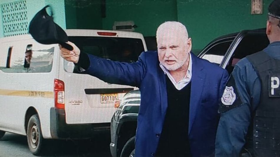 Estos son los 4 delitos por los que Martinelli enfrentaría 21 años de prisión