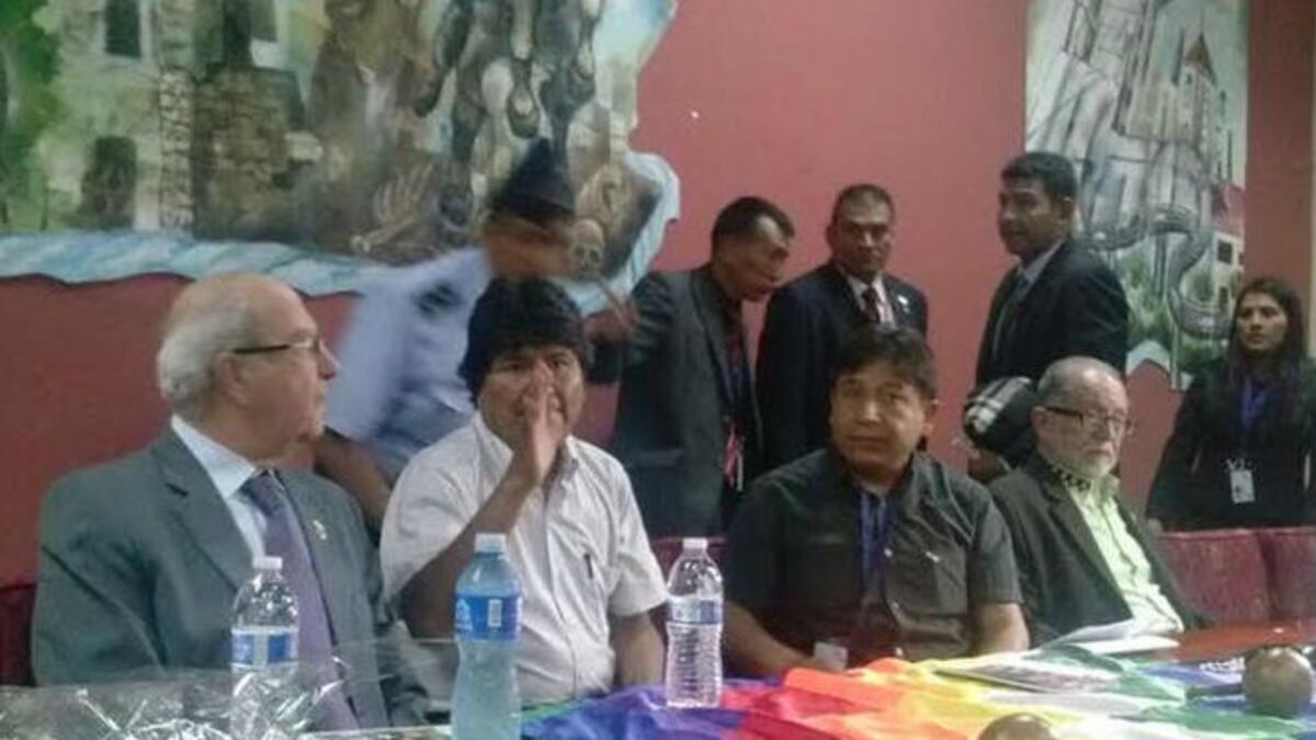 Evo Morales participa en la Cumbre de los Pueblos