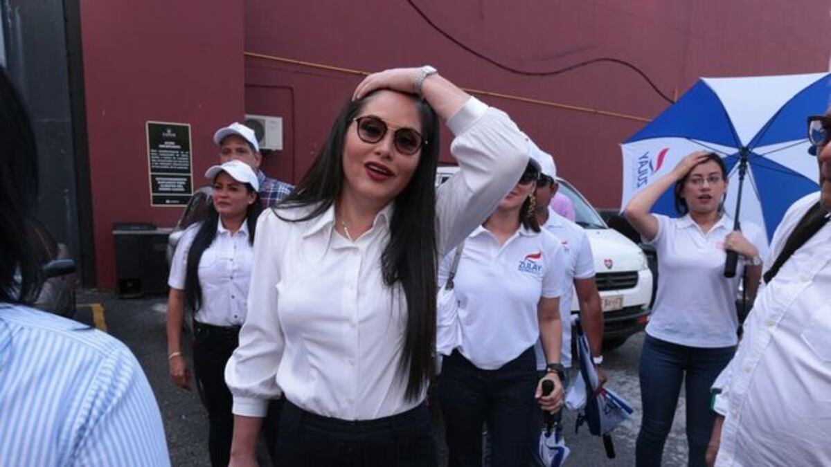 Zulay Rodríguez al salir del Congreso.