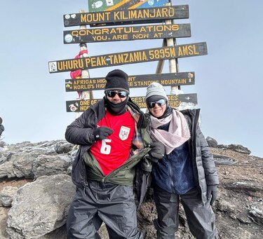 Cómo plantar la bandera panameña en la cima del Kilimanjaro a los 80 años