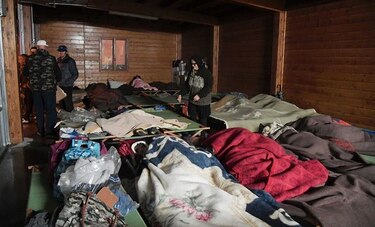 Sismos sacuden centro de Italia y dejan heridos y derrumbes