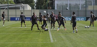 México entrena a puerta cerrada y viaja a Samara para jugar contra Brasil