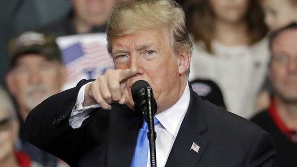 Presidente Trump dice que la prensa es el ‘verdadero enemigo’