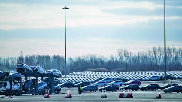 Ventas de autos en EU se desplomaron