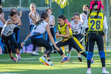 KFL: Eagles invictos en mini, Raiders finalistas en micro y Kolts dominan en flag