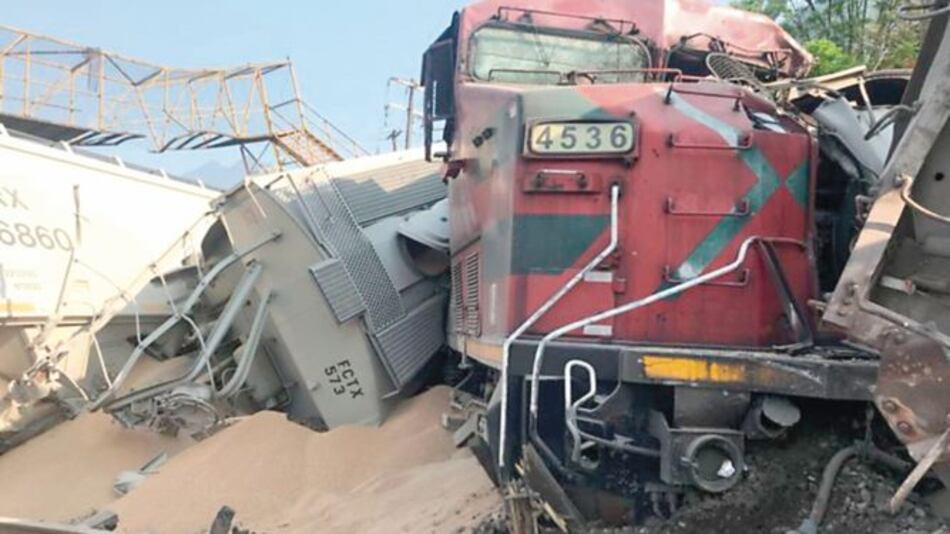 Descarrila tren de carga en México; empresa denuncia que hubo sabotaje