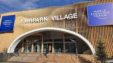 El presidente Mulino se reunirá en Davos con Dina Boluarte y Pedro Sánchez