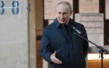 Putin fija sus condiciones para frenar la invasión y Rusia bombardea ciudades ucranianas