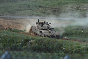 Nuevos bombardeos israelíes contra las inmediaciones del cuartel militar en Damasco