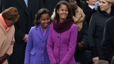 Michelle Obama busca universidad en Nueva York para su hija Malia