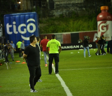 Borowski desea quedarse y piensa en el futuro del Sporting