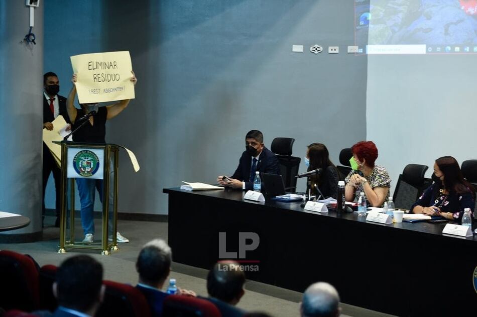 Diputados discuten el tercer bloque de las reformas electorales; continúan este jueves 