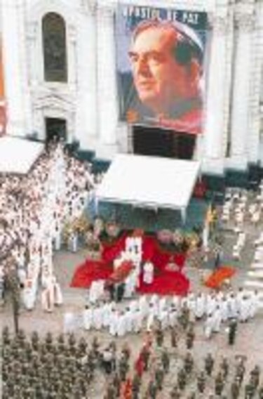 Cali sepulta a su apóstol de la paz