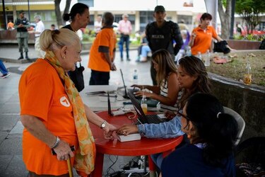 Partido de Leopoldo López dice que logró apoyo necesario para revalidarse