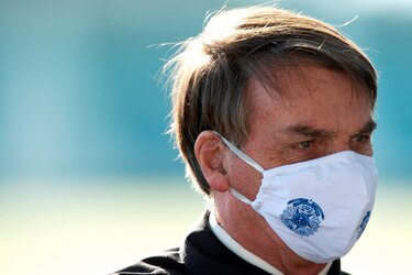 Bolsonaro cuestiona ‘prisa’ para acceder a vacuna contra la Covid-19