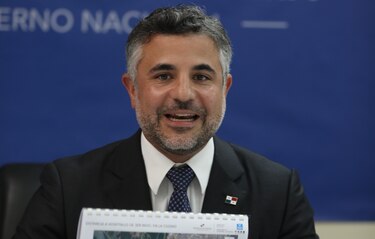 Denuncian a Rafael Sabonge por la pérdida de 600 vigas de acero del MOP