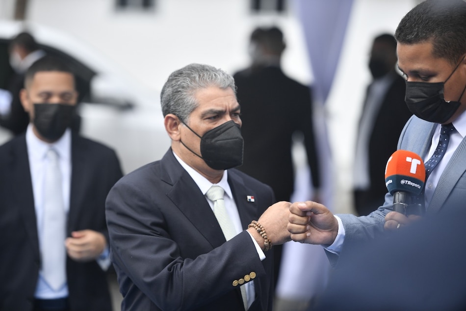 Ministro Sucre advierte que la variante BA.5 de Ómicron en cualquier momento entrará al país