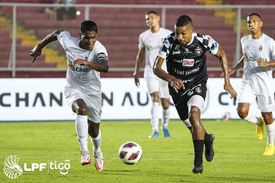 Sporting y Tauro, choque de gigantes