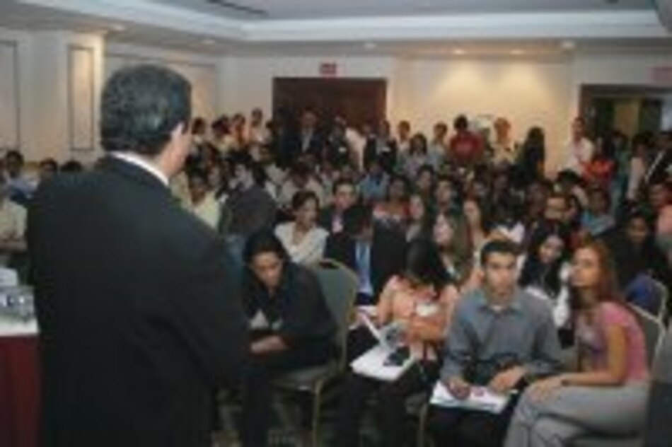 INNOVA Los jóvenes que se gozan la ciencia