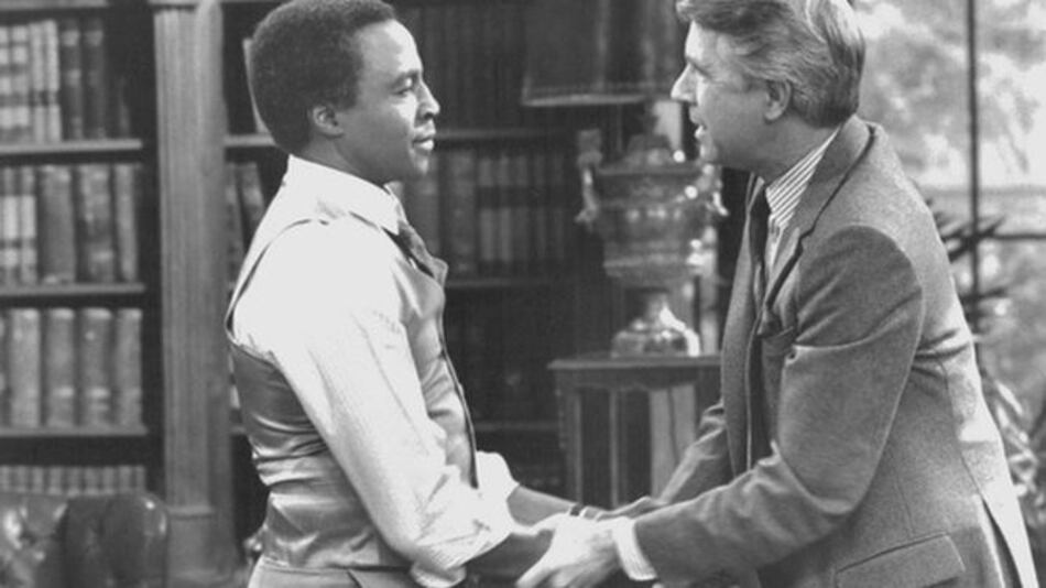 Muere el actor James Noble, el gobernador distraído de 'Benson'