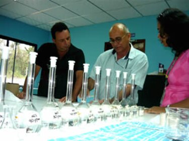 Abren laboratorio para el sector agropecuario