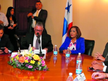 Diputados apoyan a Jorge Alberto Rosas en Credenciales
