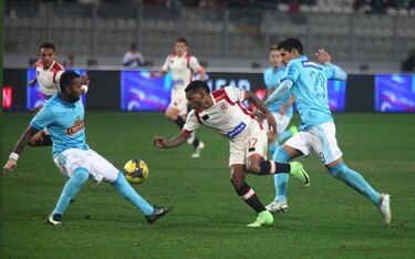 Con sello panameño: Alberto Quintero y Rolando Blackburn, figuras en duelo del fútbol peruano