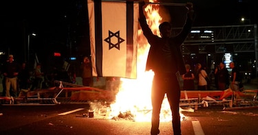Miles de personas vuelven a manifestarse en Jerusalén en contra del Gobierno de Netanyahu