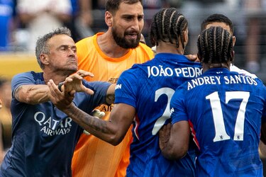 ‘No saben perder’, dice João Pedro tras el incidente con Luis Enrique