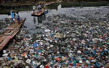 ONU: Aprueban acuerdo contra contaminación con plásticos