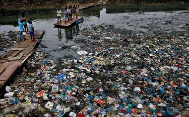 ONU: Aprueban acuerdo contra contaminación con plásticos