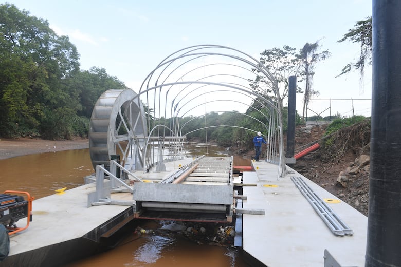 Wanda Díaz, la rueda atrapadora de desechos está lista